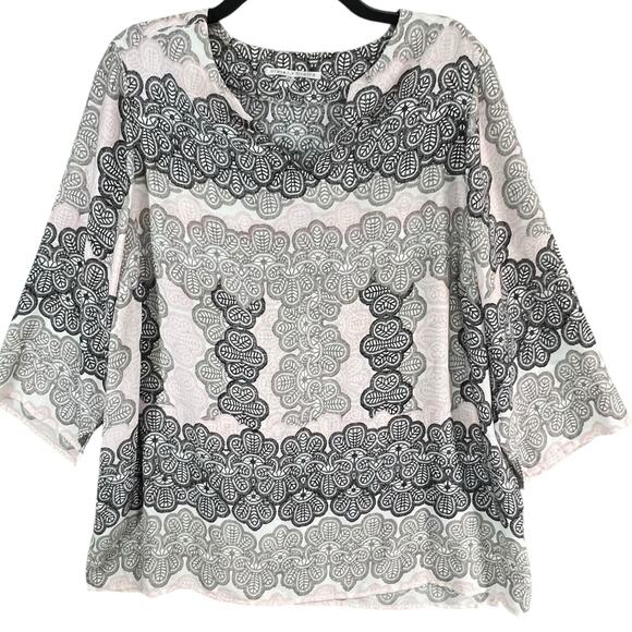 Violet & Claire Tops - Violet & Claire Blouse Womens‎ 1X Pink Gray Black Floral 3/4 Sleeve Casual Boho